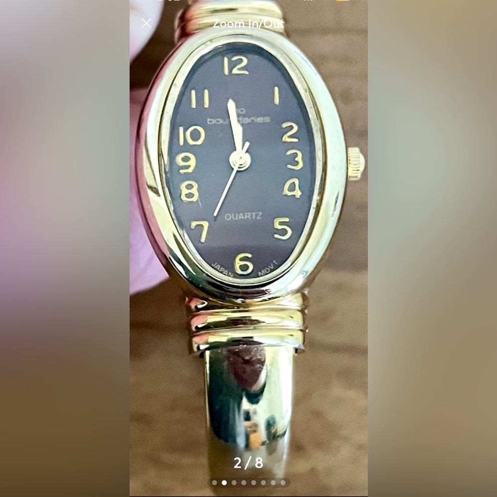 Bangle Watch Gold - Picture 2 of 9